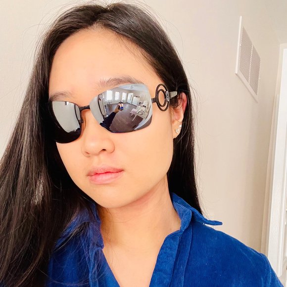 Escada Y2K sunglasses - Picture 2 of 3